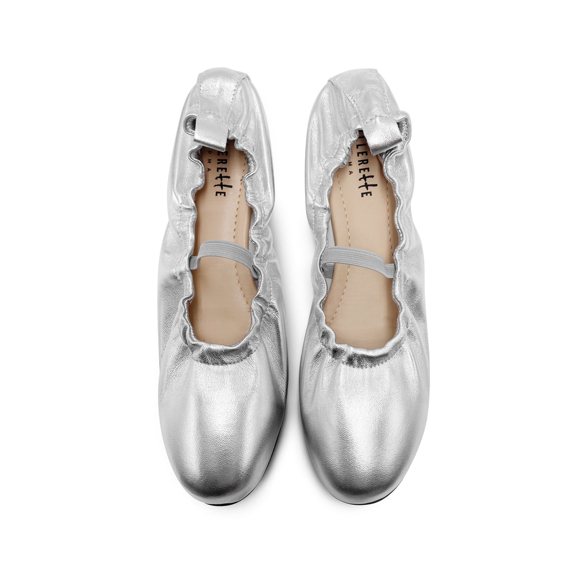 Silberne Ballerinas mit hohem Ausschnitt aus Leder mit elastischem Riemen