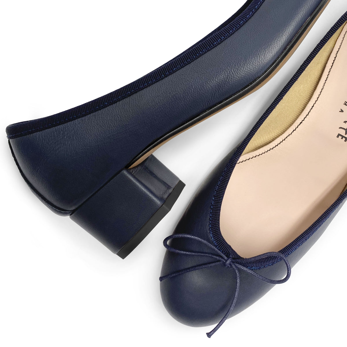 Ballerine in pelle blu con tacco alto