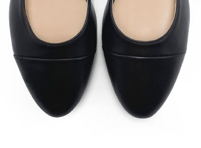 Schwarze Slingback Ballerinas aus Leder