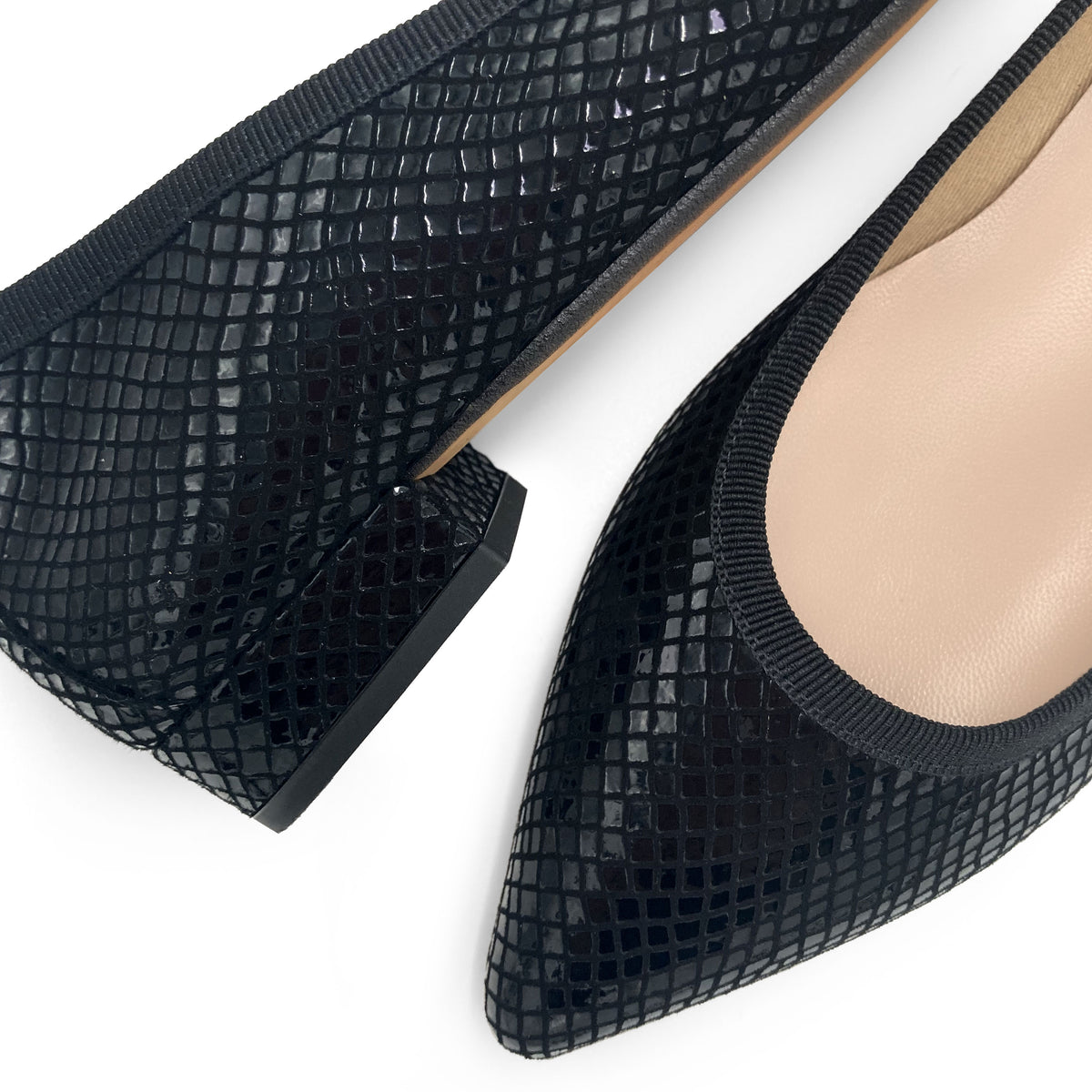 Laminierte Wildleder schwarz spitzen Tier Ballerinas