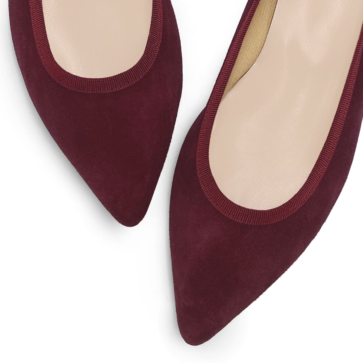 Ballerines pointues en daim bordeaux