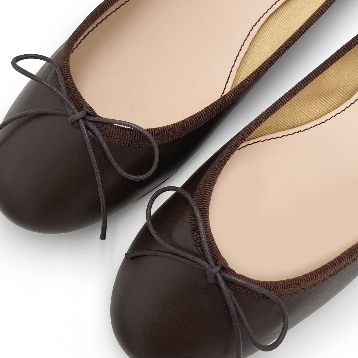 Ballerines en cuir marron foncé