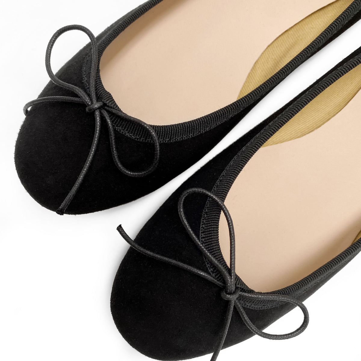 Bailarinas negras de ante