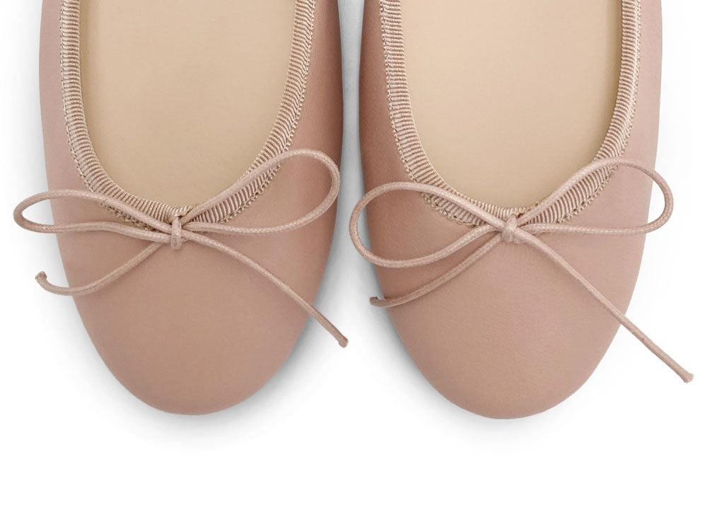 Altrosafarbene Lederballerinas
