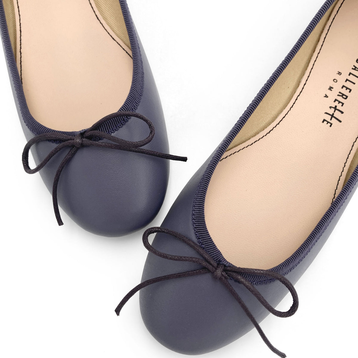 Weinrote Lederballerinas