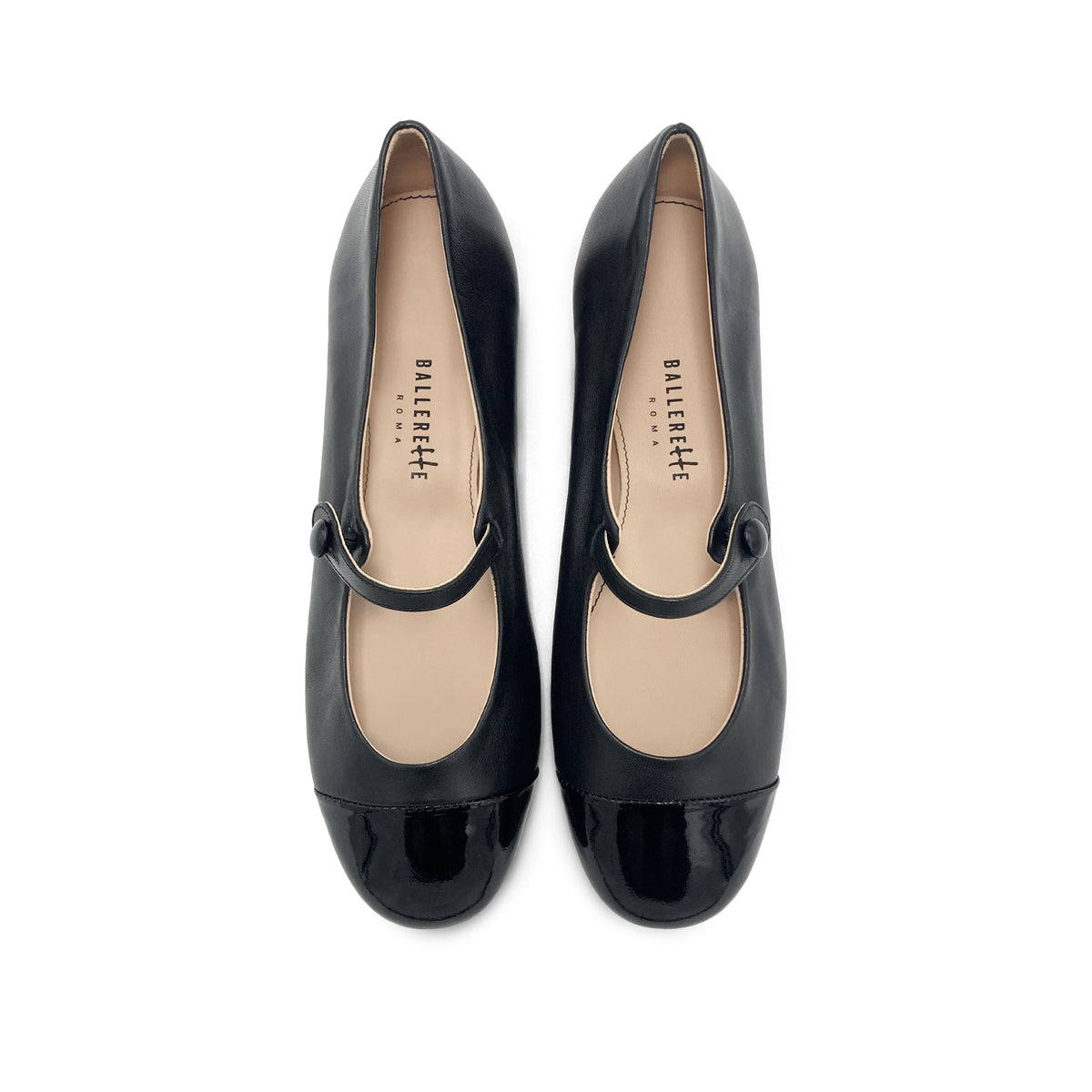 Ballerine Mary Jane nere in pelle con cinturino e punta in vernice