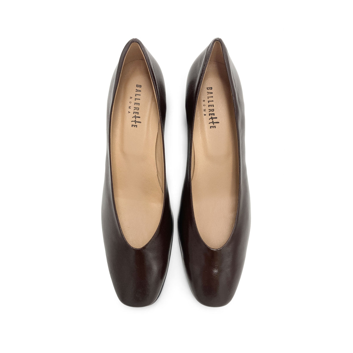 Braune Lackleder-Ballerinas mit quadratischer Spitze und bequemem hohem Absatz