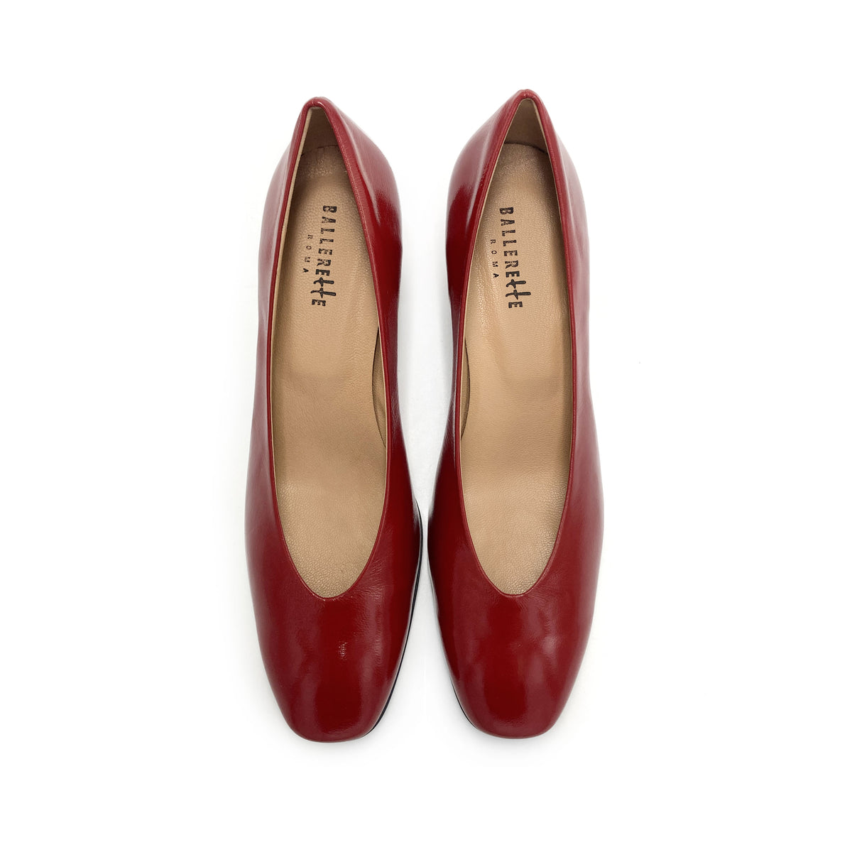Scarpe ballerine rosse in vernice con punta quadrata e tacco alto comodo