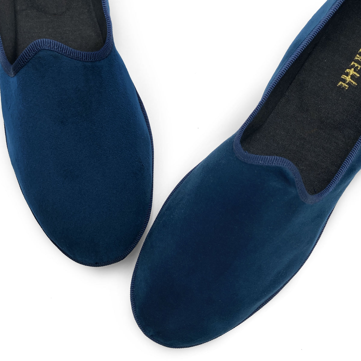 Frioulanes en velours bleu