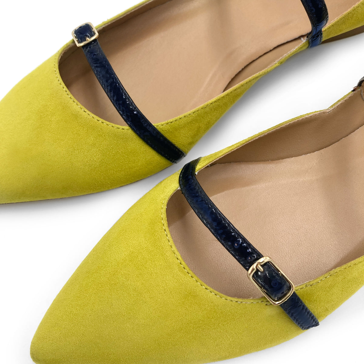 Ballerines pointues en daim verto live avec brides en vernis bleu