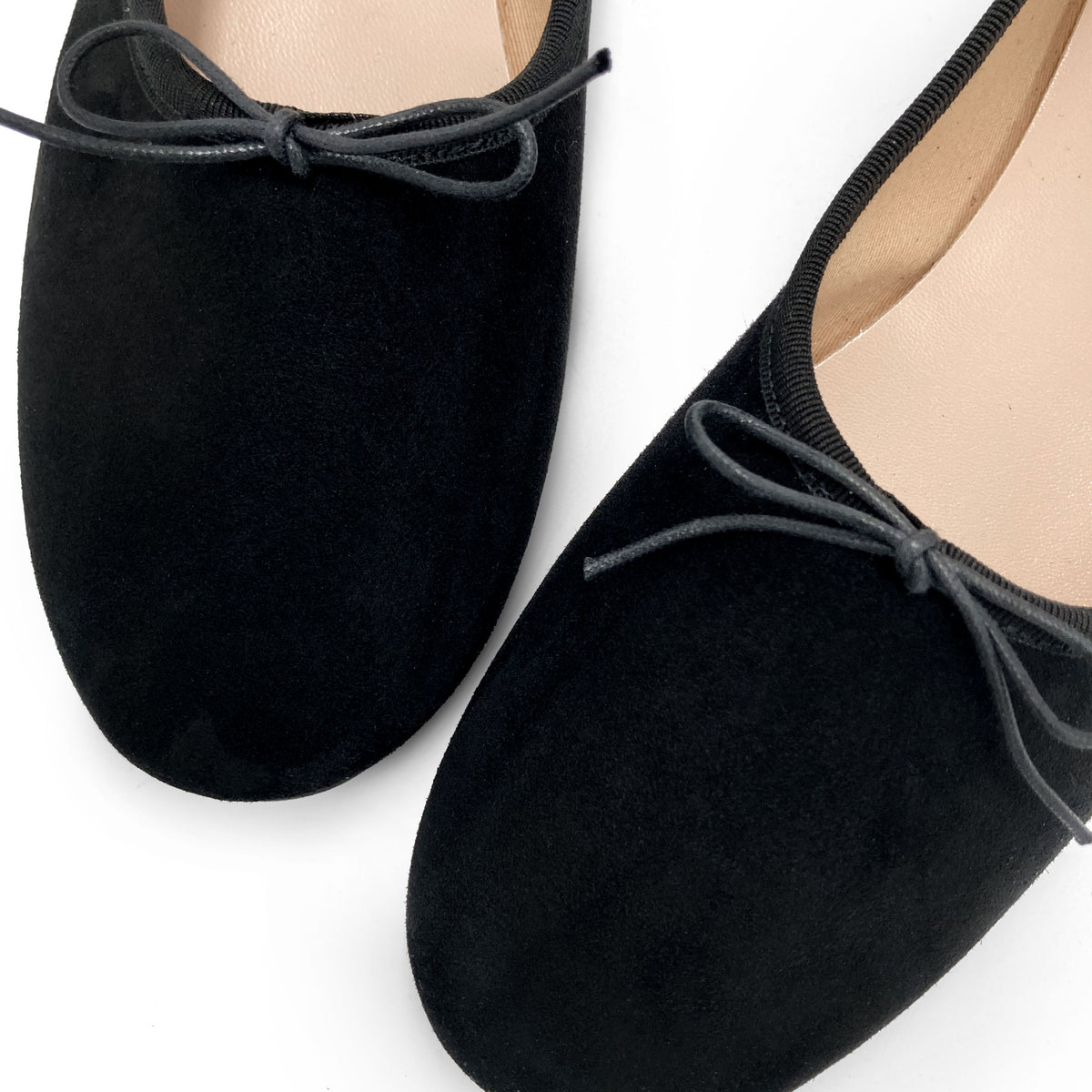Schwarze "Glove" Ballerinas aus Wildleder