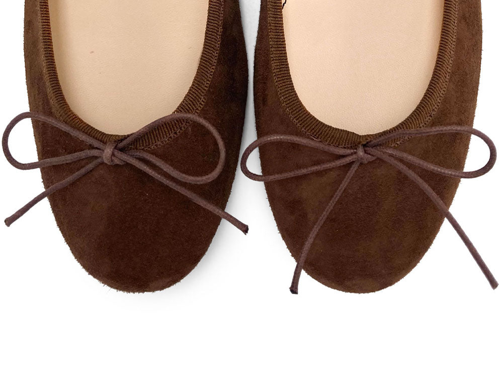 Ballerines en daim marron à talon