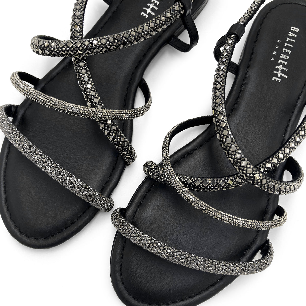Abendsandalen mit Schmucksteinen und Strass in Graphitgrau