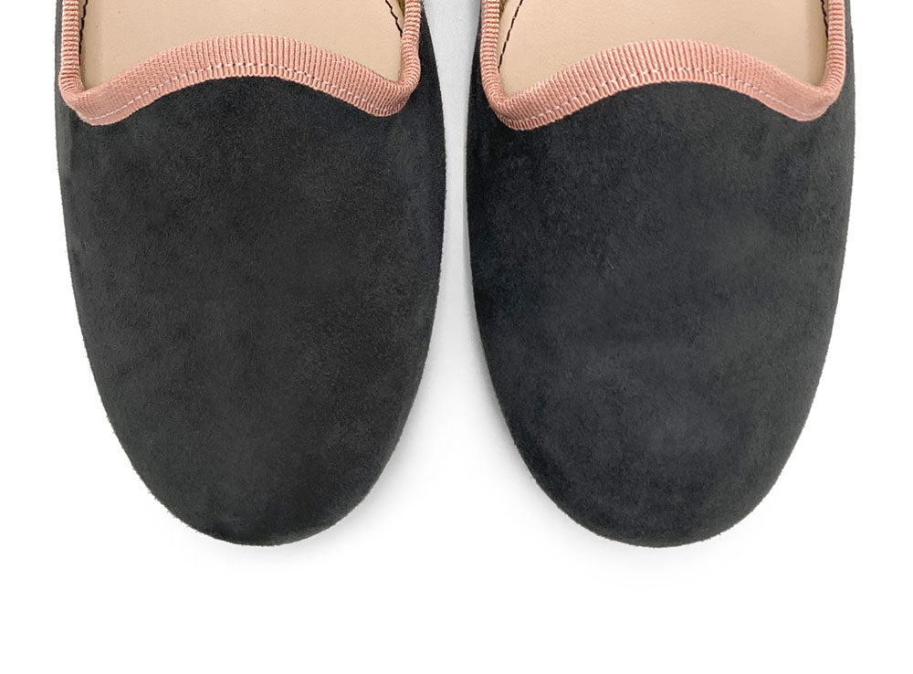 Slippers donna in camoscio grigio fumo e dettagli rosa
