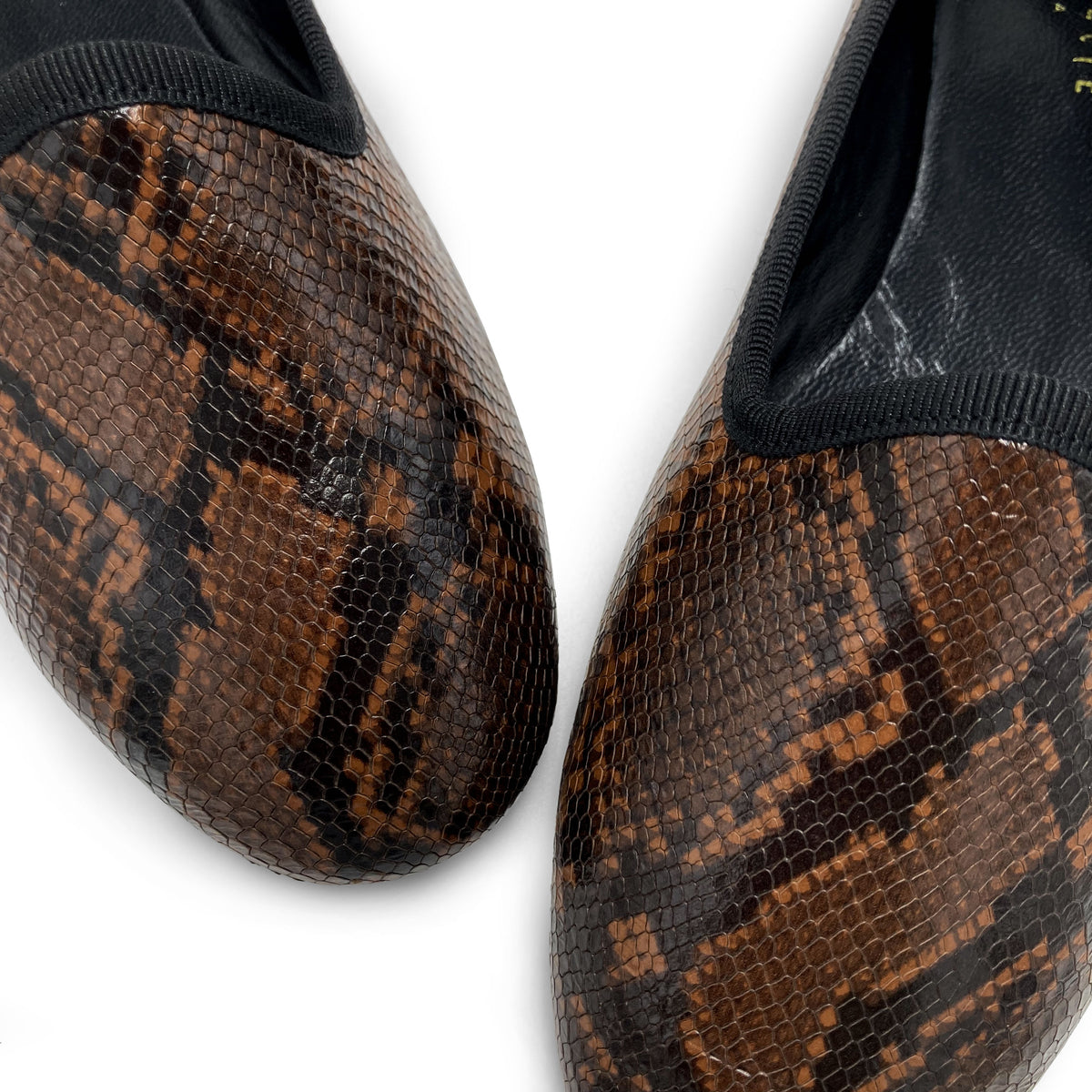 Damenslippers aus Braunem Leder mit Animalier-Print