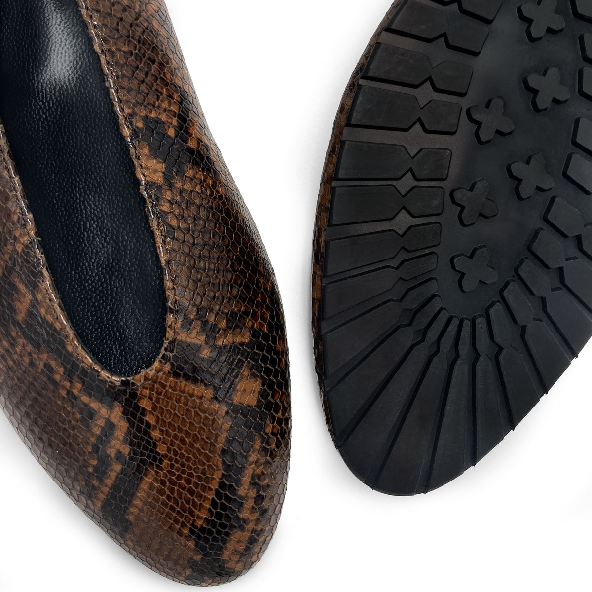 Brown animal print leather high shoe-vamp flats