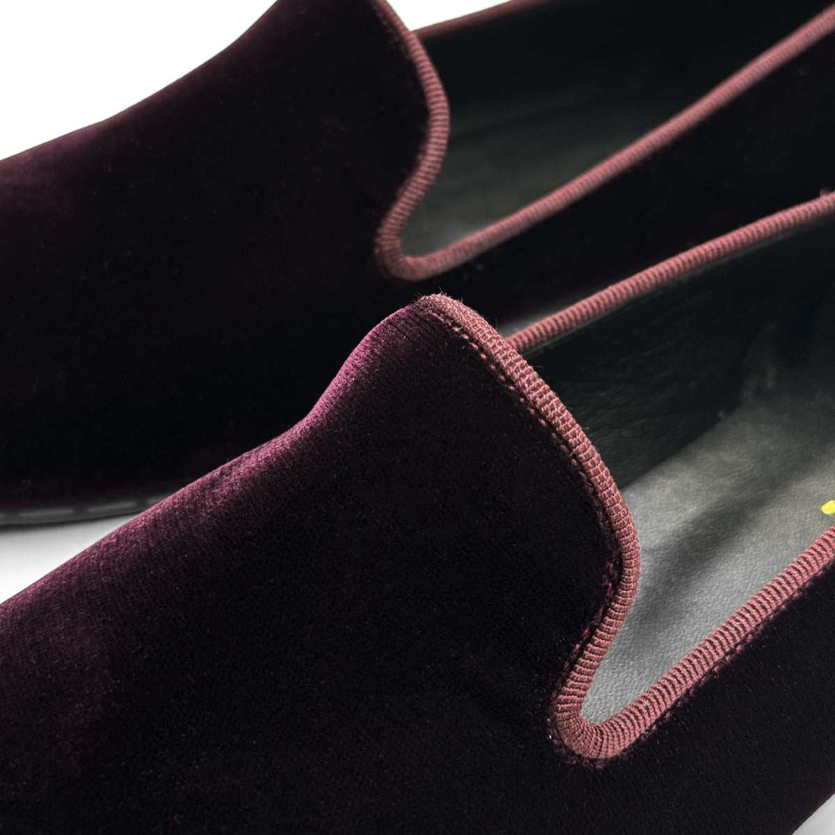 Slippers femme en velours bordeaux