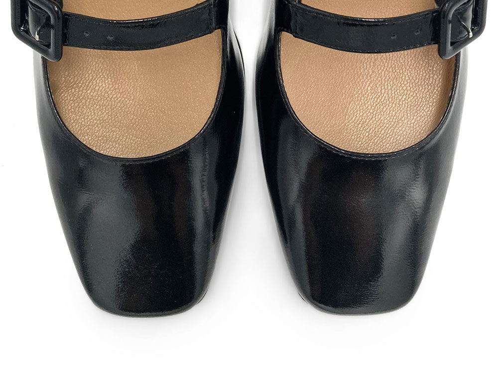 Glänzende schwarze Mary‑Jane‑Ballerinas mit Absatz und quadratischer Spitze