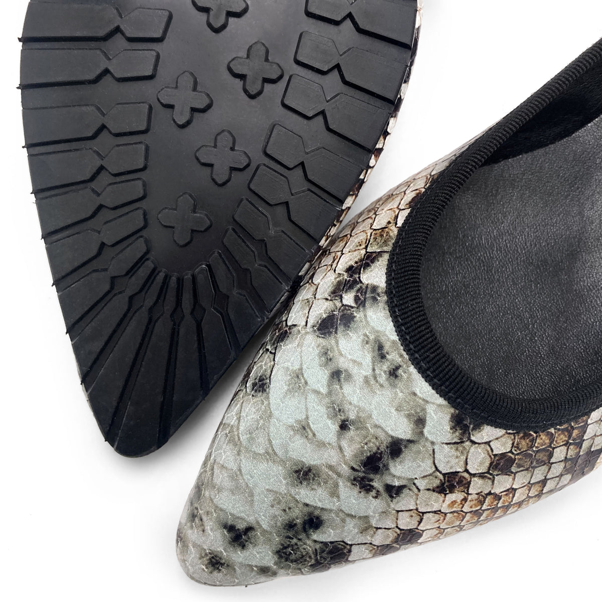 Ballerines à bout pointues en cuir imprimé python