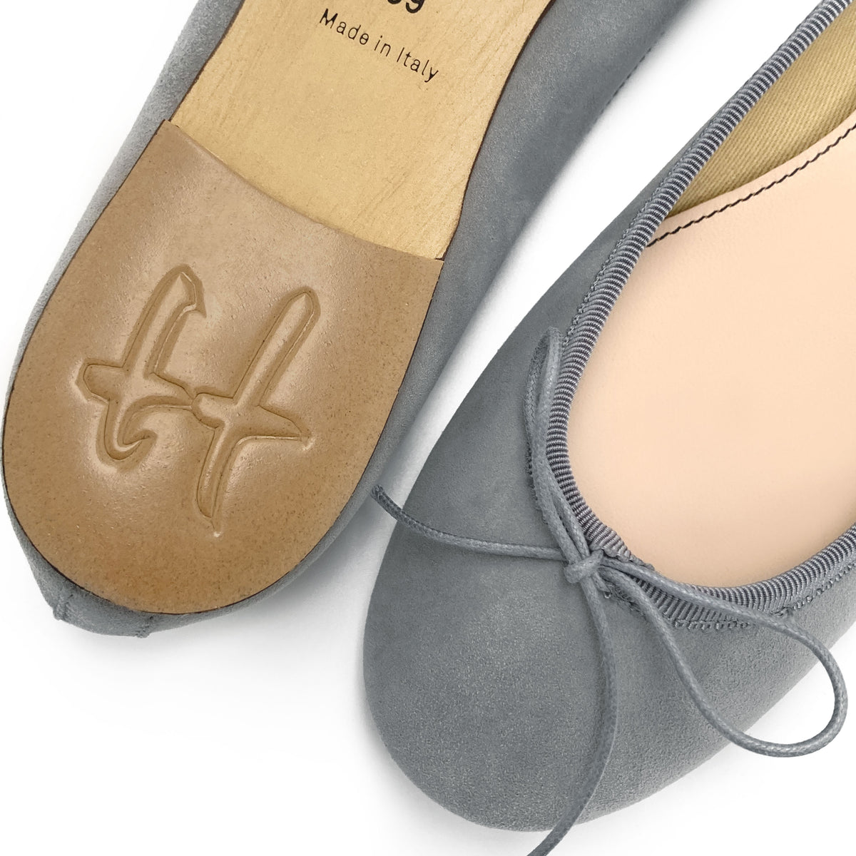Graue Ballerinas aus Wildleder mit runder Spitze
