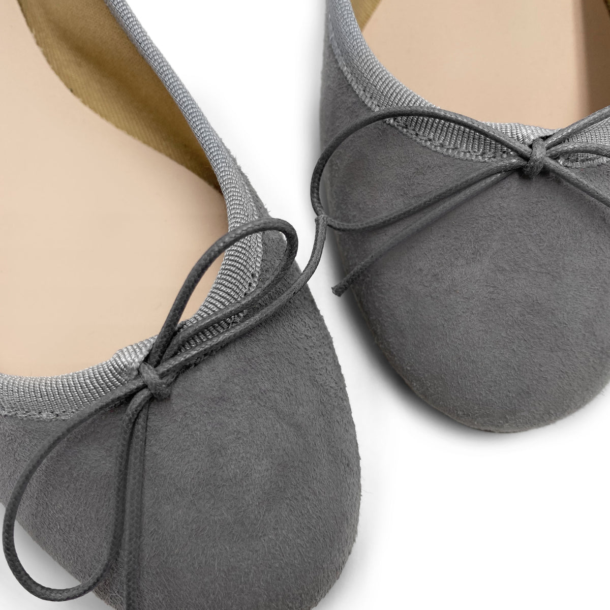 Rauchgraue Wildlederballerinas