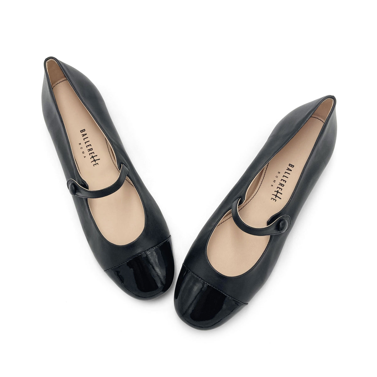Ballerine Mary Jane nere in pelle con cinturino e punta in vernice