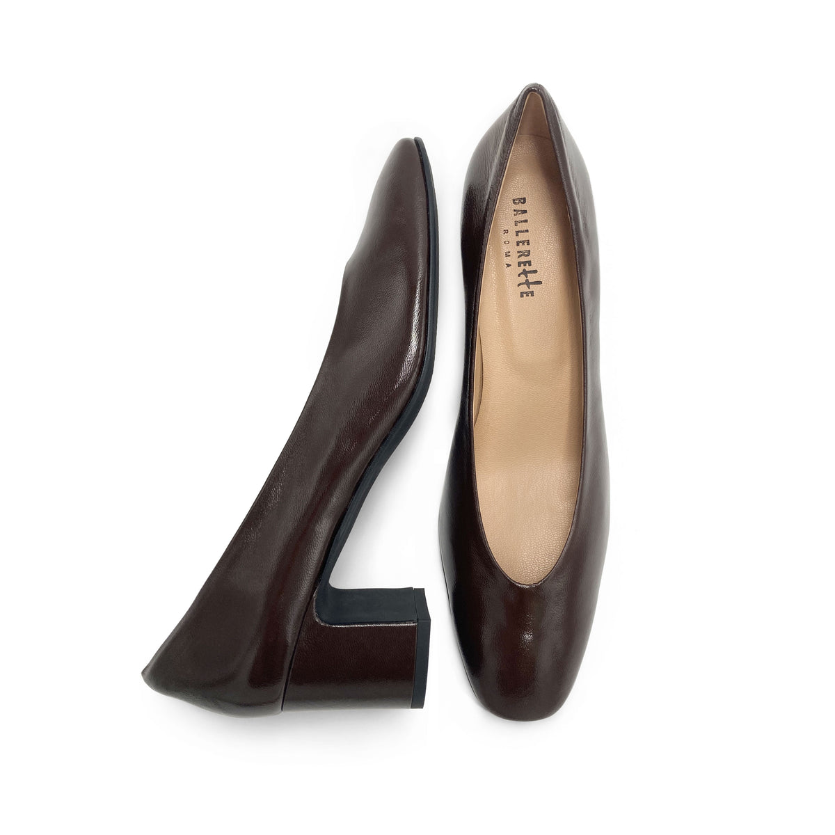 Braune Lackleder-Ballerinas mit quadratischer Spitze und bequemem hohem Absatz