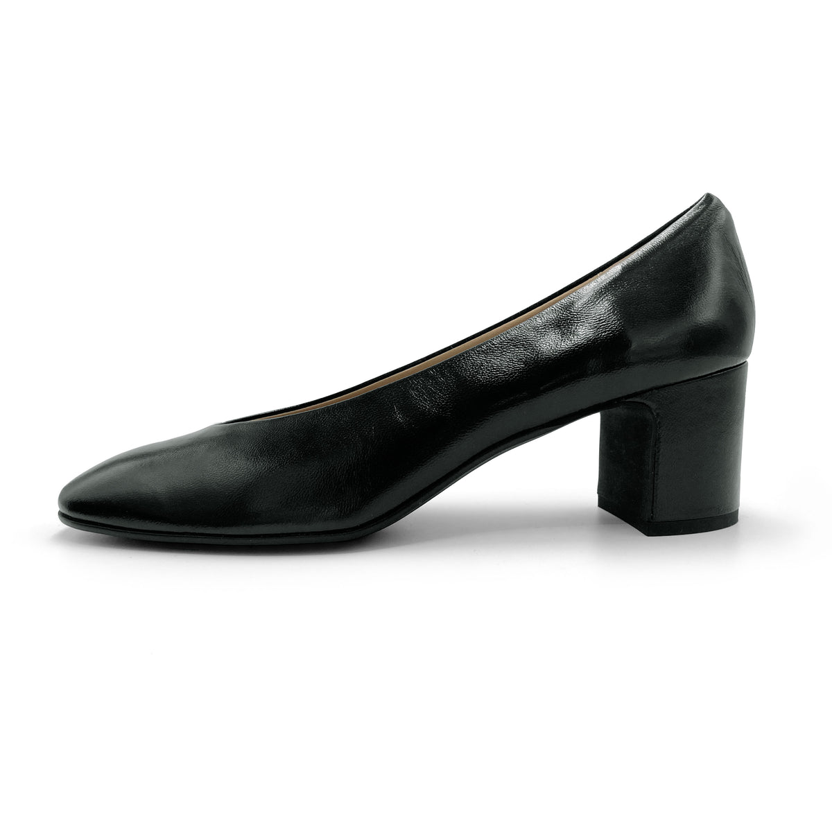 Schwarze Lackleder-Ballerinas mit quadratischer Spitze und bequemem hohem Absatz