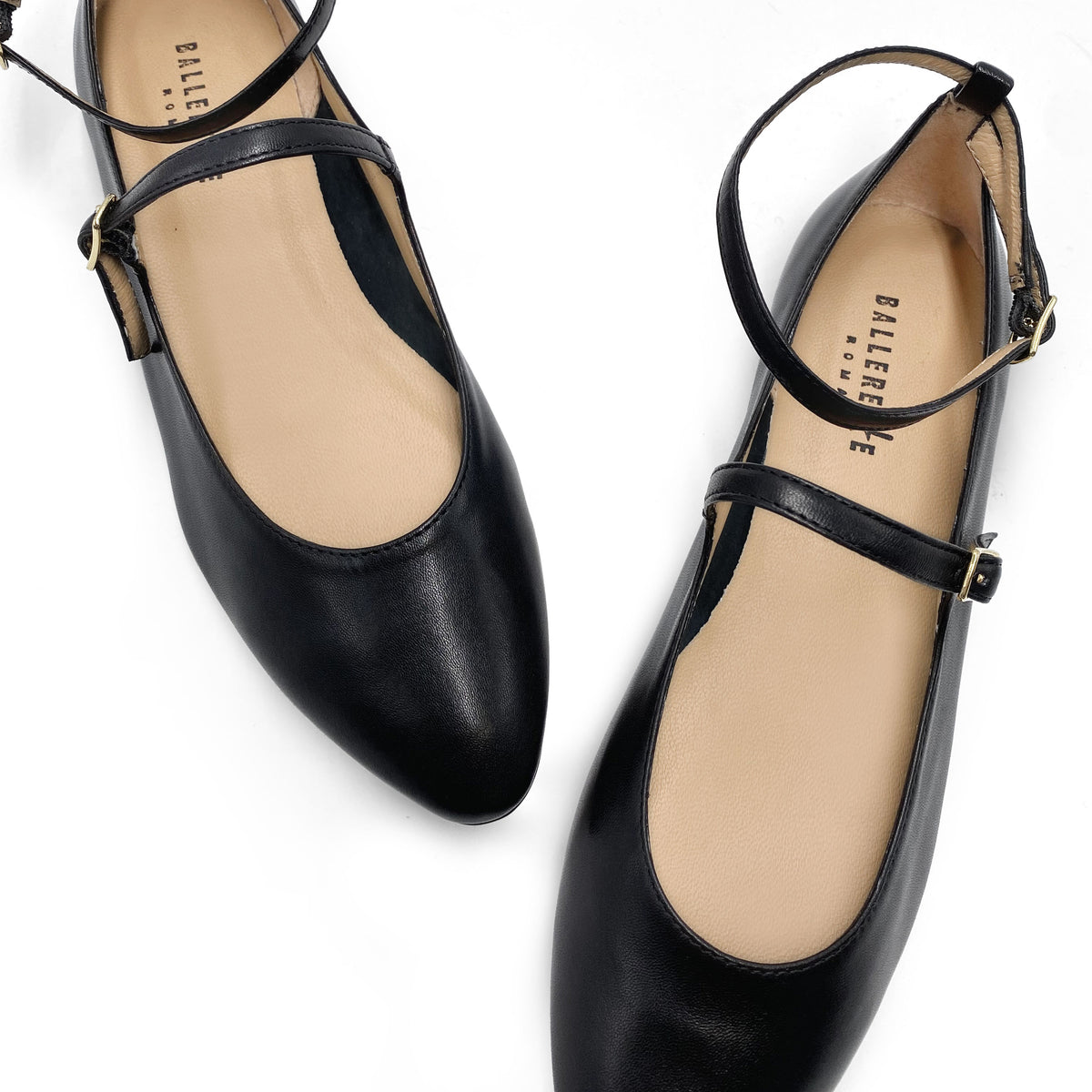 Bailarinas Mary Jane negras con correas