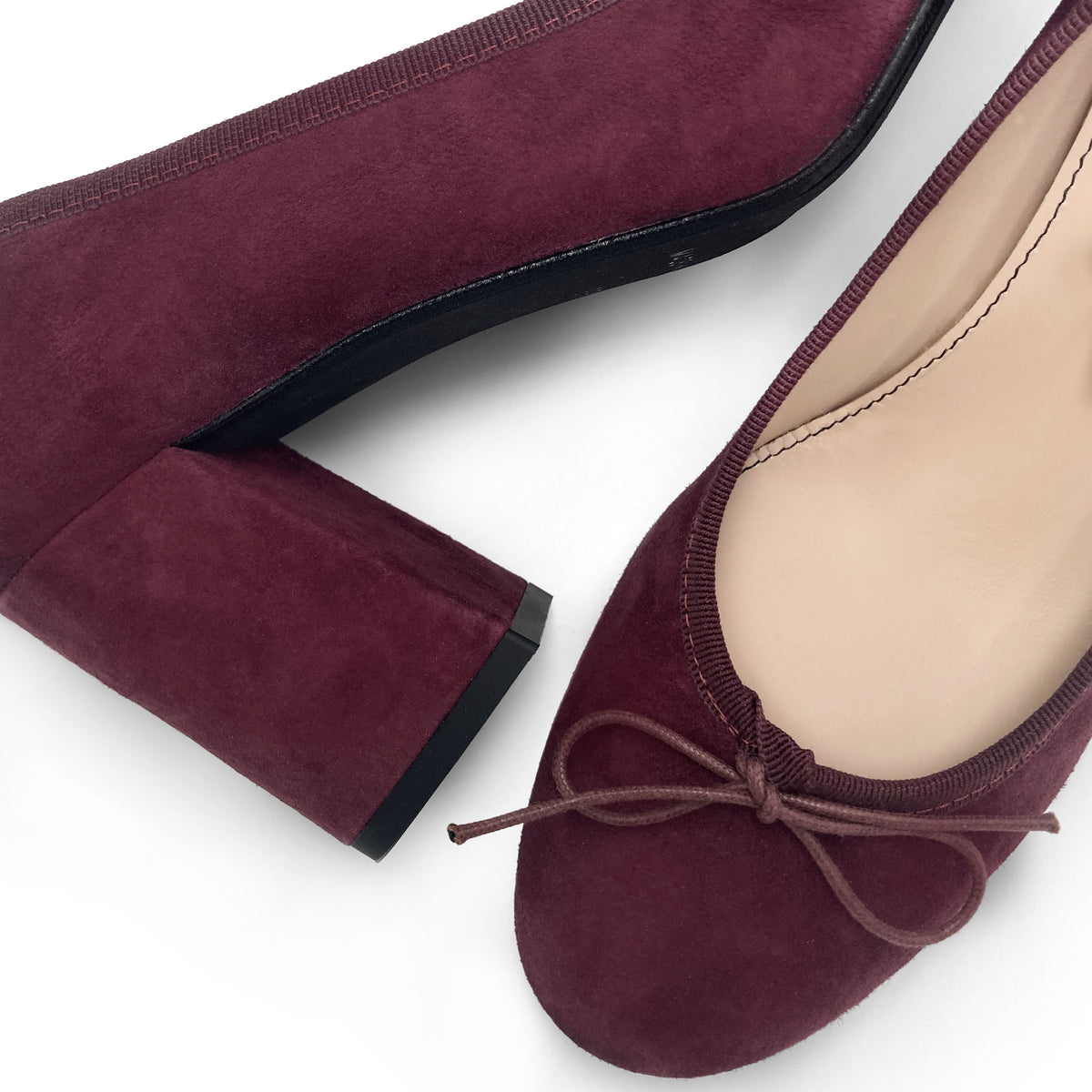 Ballerines décolleté en daim bordeaux à talon haut