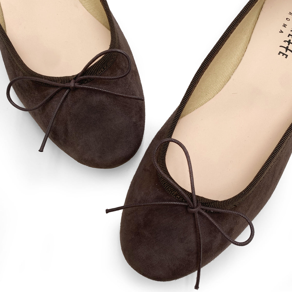 Ballerines en daim marron à talon