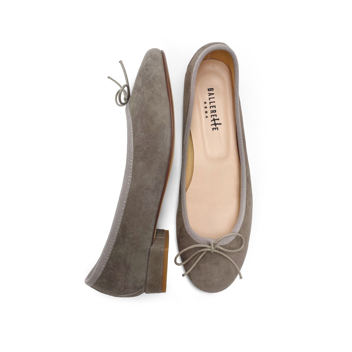 Ballerines en daim taupe in camoscio à talon