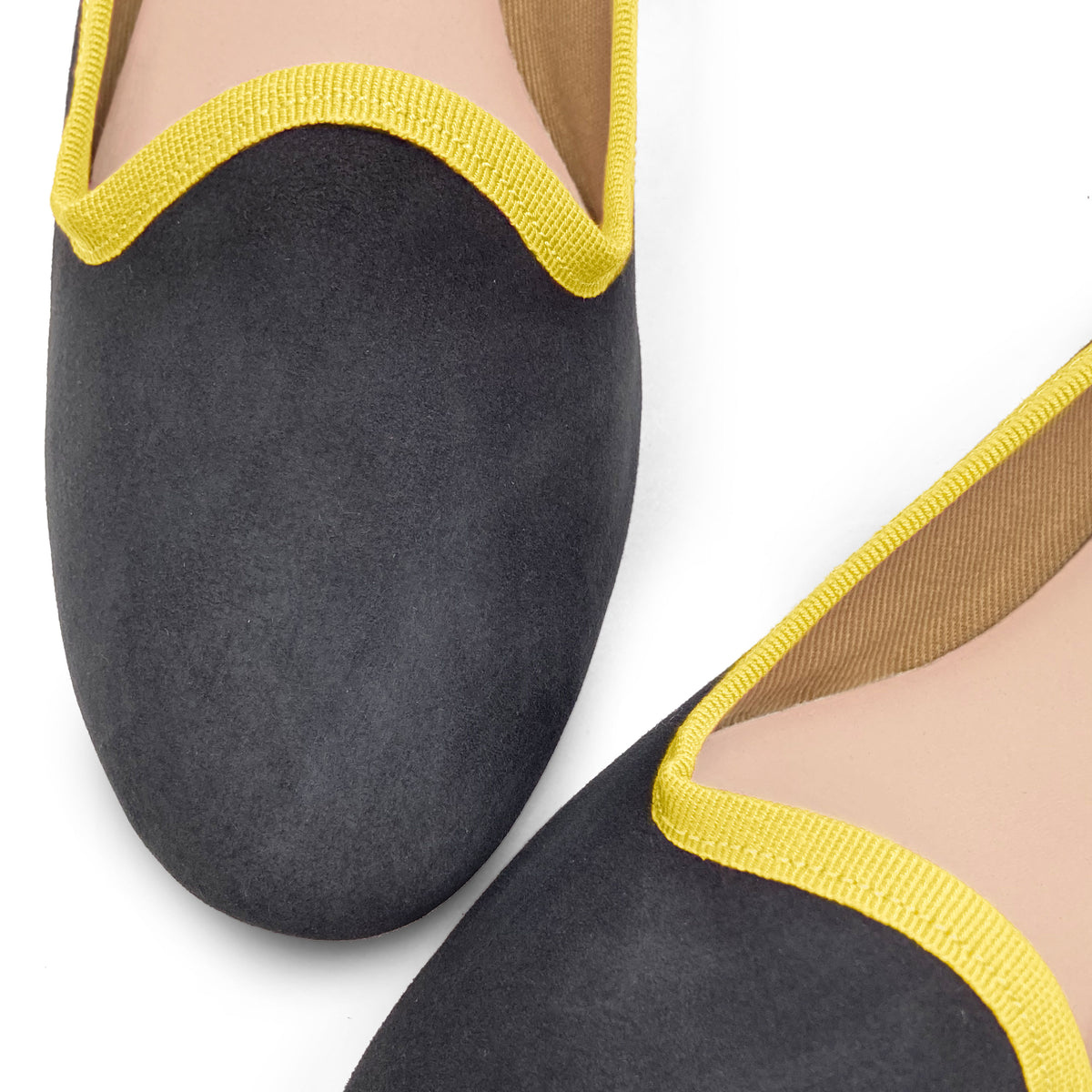 Slippers da donna in camoscio fumo