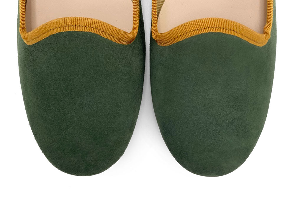 Slippers donna in camoscio verde bosco e dettagli ambra