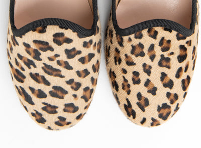 Slippers leopardate in cavallino